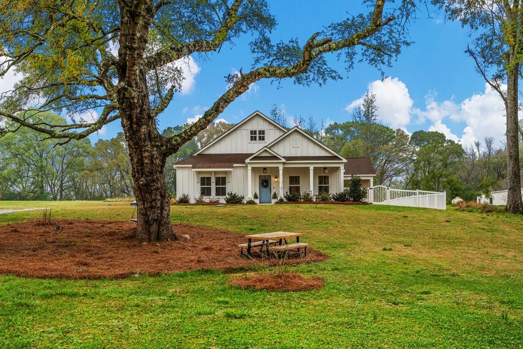 Photo of 314 Davis Lake Road, PINE MOUNTAIN, GA 31822 (MLS # 230805)