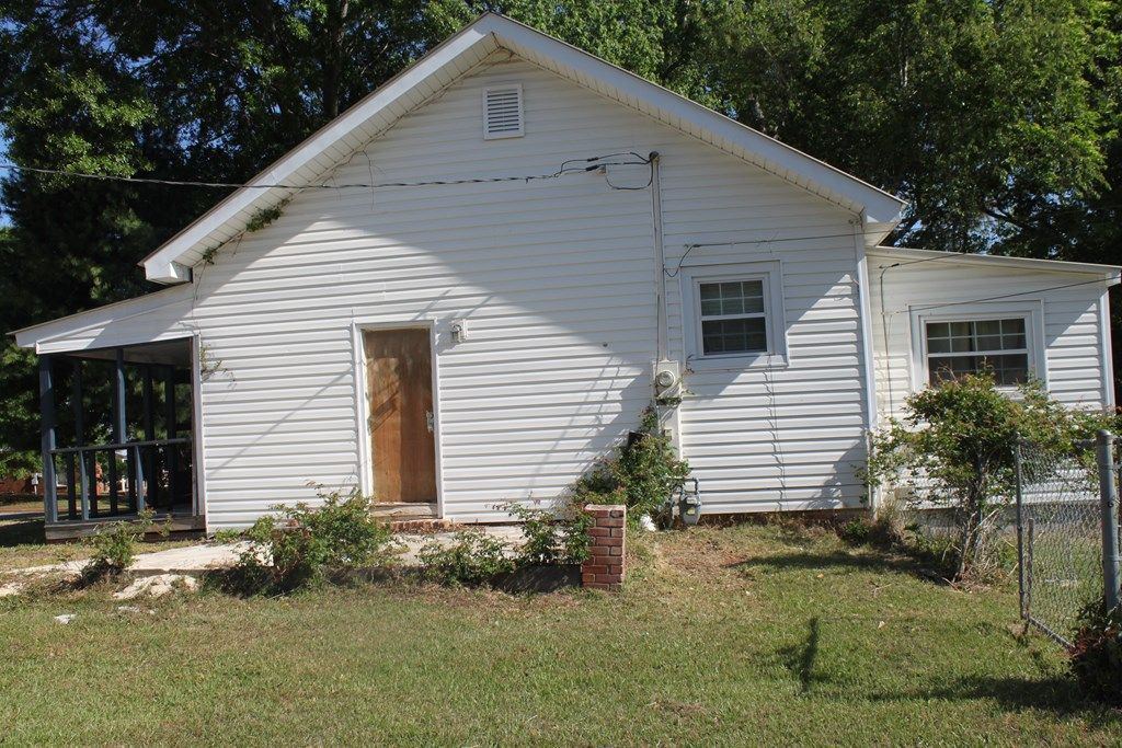Photo of 1 Callaway Street, MANCHESTER, GA 31816 (MLS # 231260)