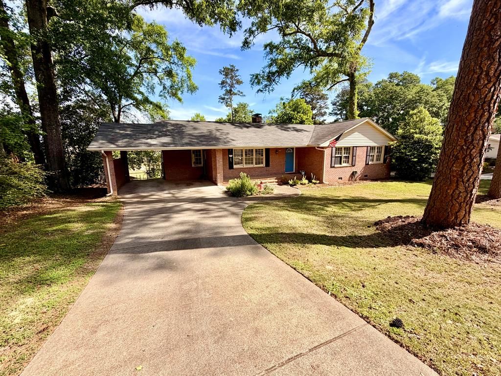 Photo of 1615 Sheba Drive, COLUMBUS, GA 31904 (MLS # 231225)