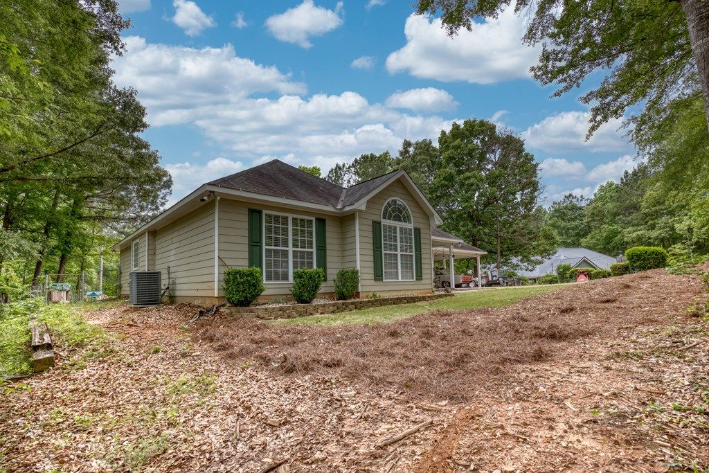 Photo of 461 Lee Road 2110, SALEM, AL 36874 (MLS # 231805)