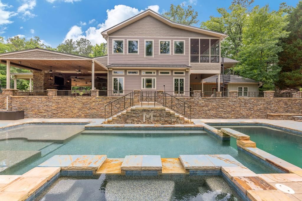 Photo of 695 Boat Club Road, HAMILTON, GA 31811 (MLS # 231747)