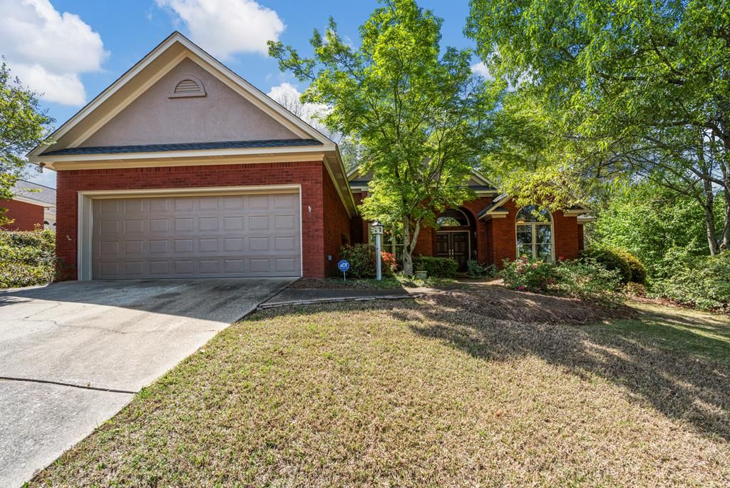 Photo of 2307 Bridle Court, PHENIX CITY, AL 36867 (MLS # 231147)