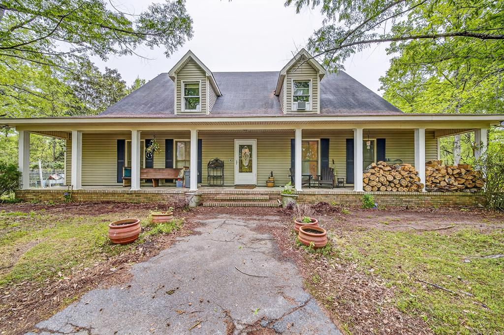 Photo of 18 Marynell Lane, PHENIX CITY, AL 36869 (MLS # 231035)