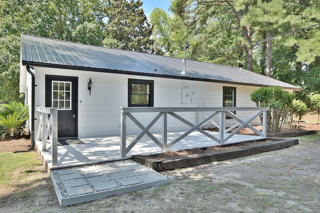 104 MALLARD LANE
