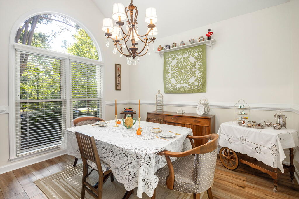 8801 GREENLEAF DRIVE