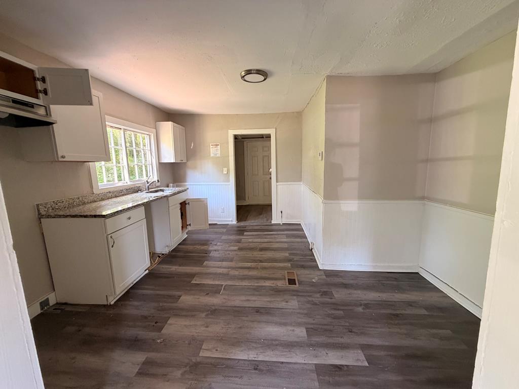 5223 THOMASON AVENUE