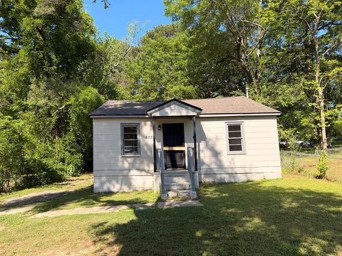 5223 THOMASON AVENUE COLUMBUS GA 31904