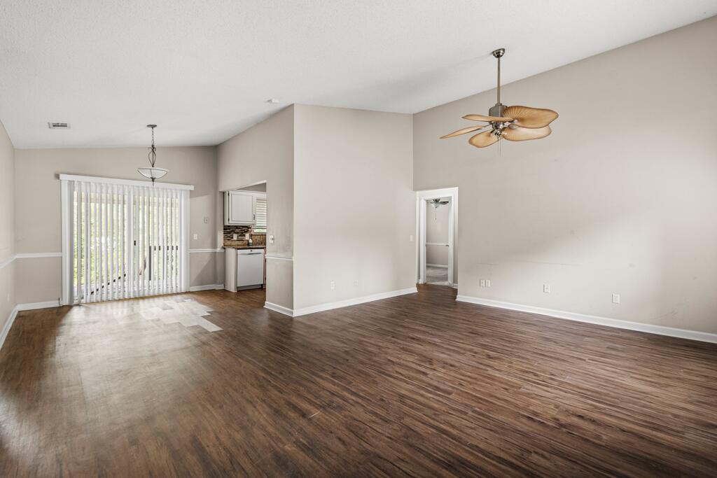 8241 LANTERN LANE