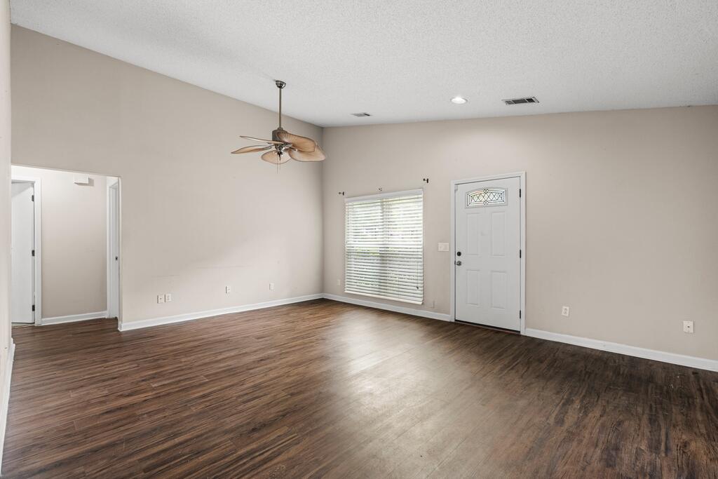 8241 LANTERN LANE