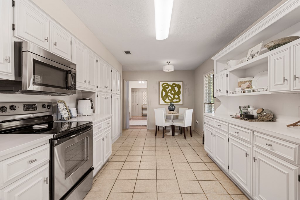 7107 THIMBLEWOOD WAY