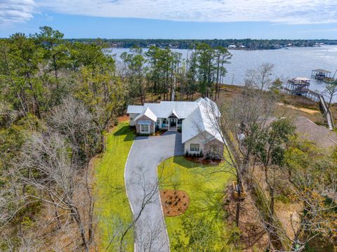 Homes For Sale - 198 Shoreline Drive<br/> Freeport, FL 32439