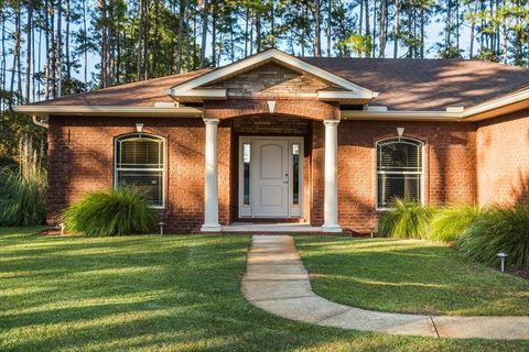 Homes For Sale - 8756 Olivera Street<br/> Navarre, FL 32566