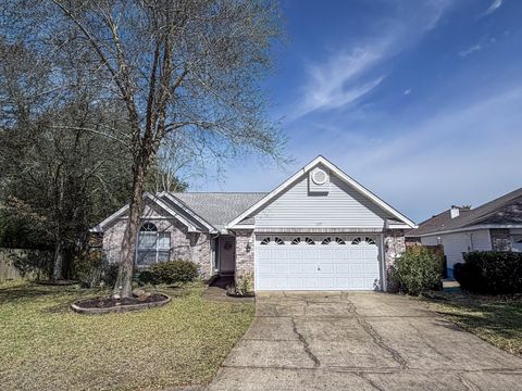 Homes For Sale - 2197 Opal Court<br/> Fort Walton Beach, FL 32547