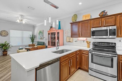 Townhouse For Sale - 2212 Hadleigh Hills Court<br/> Navarre, FL 32566