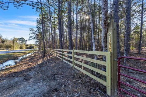 Vacant Land For Sale - 2173 Garcon Point Road<br/> Milton, FL 32583