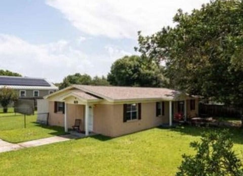 Homes For Sale - 619 Mimosa Avenue<br/> Destin, FL 32541