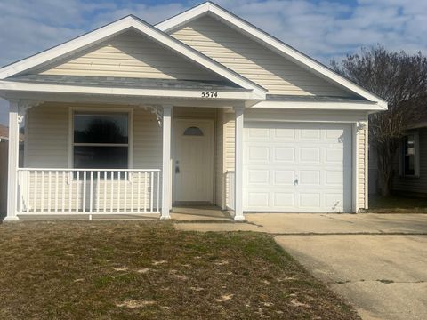 Homes For Sale - 5574 Huntleigh Place<br/> Gulf Breeze, FL 32563