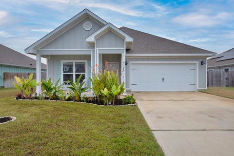 Homes For Rent - 6196 Jenks Drive<br/> Gulf Breeze, FL 32563
