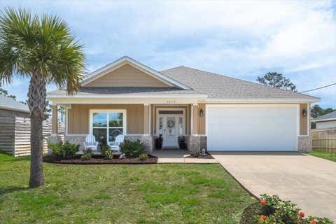 Homes For Sale - 1612 Ponderosa Drive<br/> Gulf Breeze, FL 32563