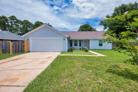 Homes For Rent - 3868 Mariners Drive<br/> Gulf Breeze, FL 32563