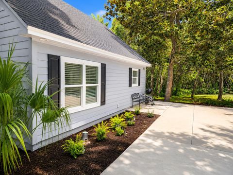 Homes For Sale - 708 Hickory St<br/> Destin, FL 32541