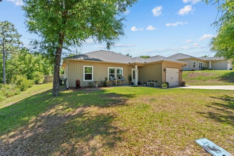 Homes For Sale - 166 Hibiscus Avenue<br/> DeFuniak Springs, FL 32433