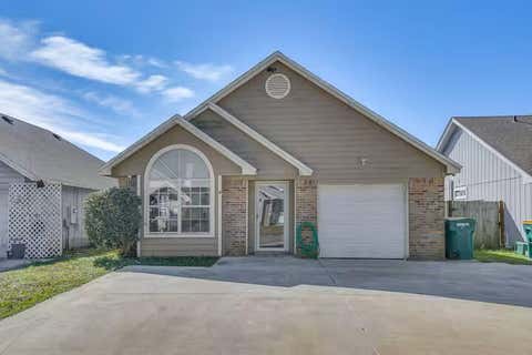 Homes For Sale - 3057 Yorktown Circle<br/> Okaloosa County, Fort Walton Beach, FL 32547