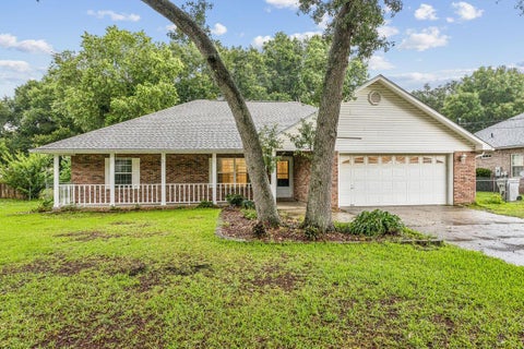 Homes For Sale - 5336 Jeremy Drive<br/> Milton, FL 32570