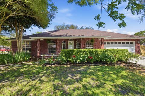 Homes For Sale - 2775 Riverside Landing Drive<br/> Navarre, FL 32566