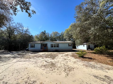 Homes For Sale - 6512 Winston Brown Road<br/> Milton, FL 32570