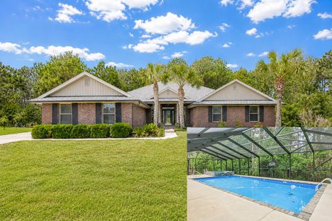 Homes For Sale - 2021 Pelican Lane<br/> Navarre, FL 32566