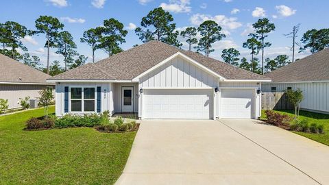 Homes For Sale - 6580 Forest Bay Avenue<br/> Gulf Breeze, FL 32563