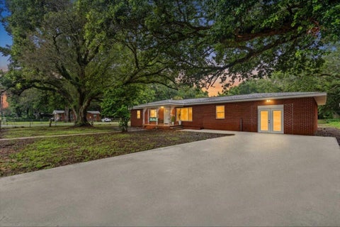 Homes For Sale - 4840 W Spencer Field Road<br/> Santa Rosa County, Pace, FL 32571