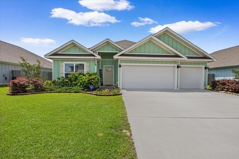 Homes For Sale - 3545 Sailfish Drive<br/> Gulf Breeze, FL 32563