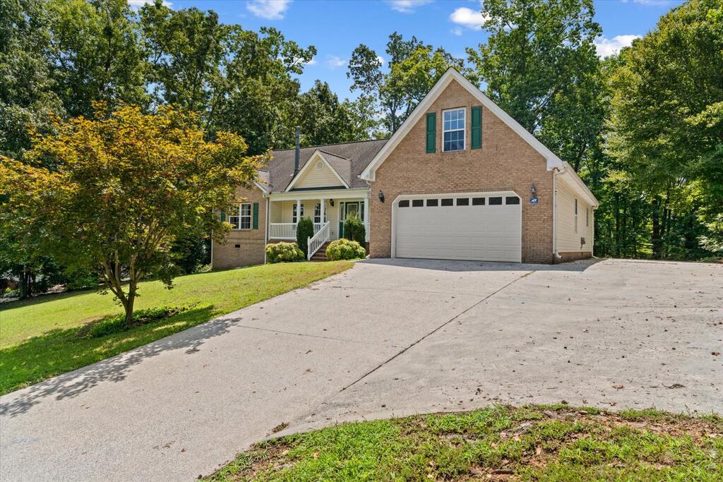3027 Highland Circle