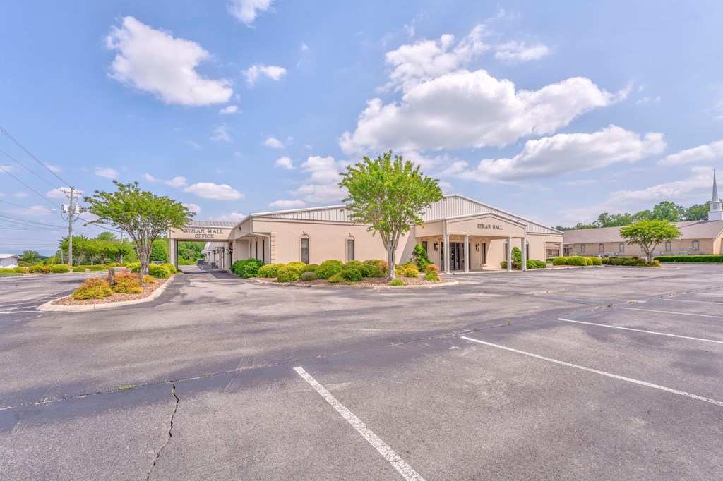 2203 S Dixie Hwy S