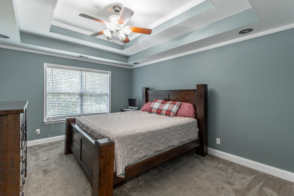 200 Hidden Oaks Drive