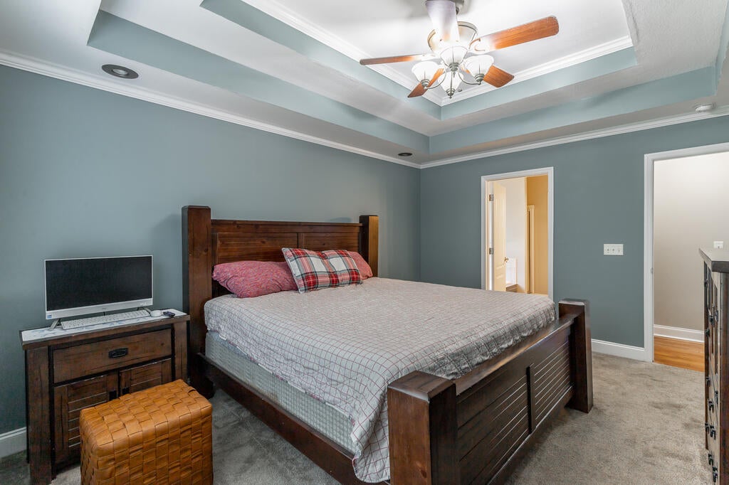 200 Hidden Oaks Drive
