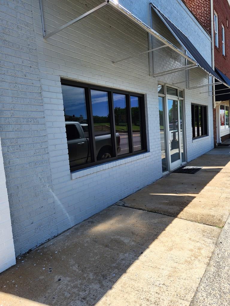 122 N 3rd Avenue