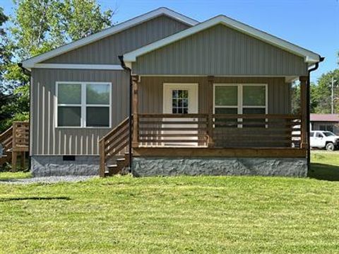 16 5th Avenue CHATSWORTH GA 30705
