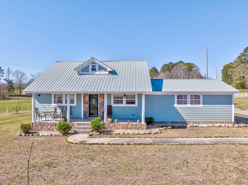 1835 NE Dawnville Beaverdale Road