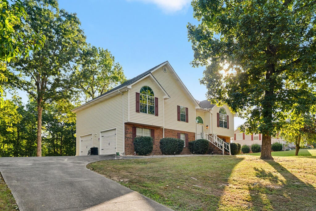 625 Mount View Dr