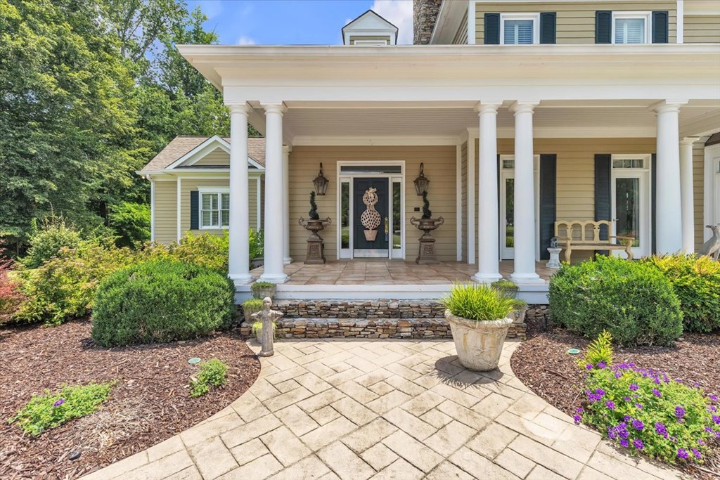 200 N Goose Hill Road