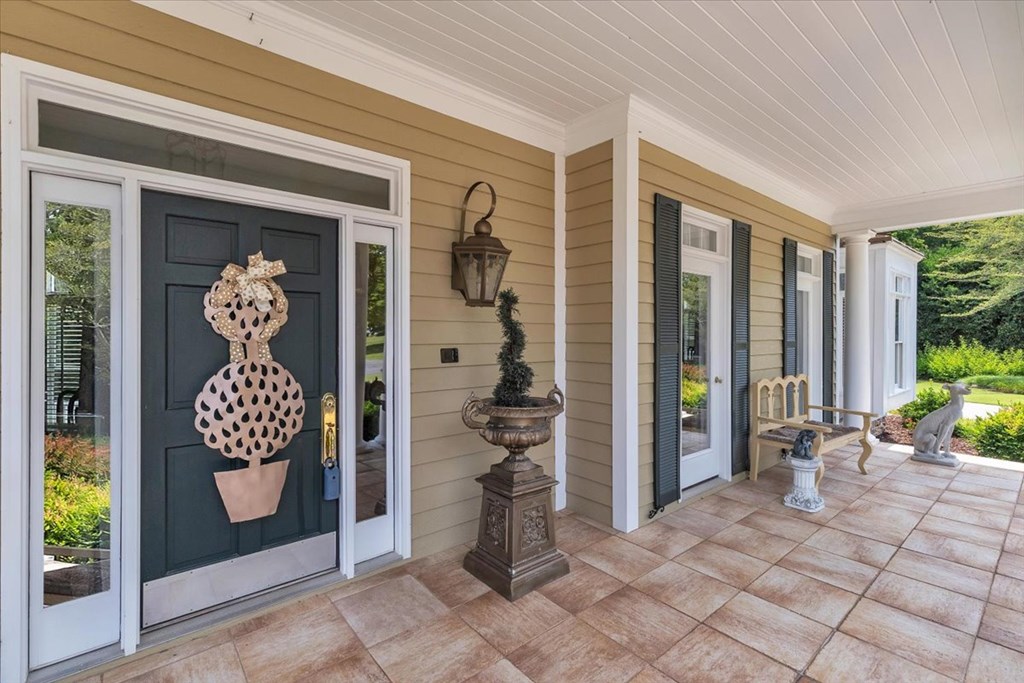 200 N Goose Hill Road