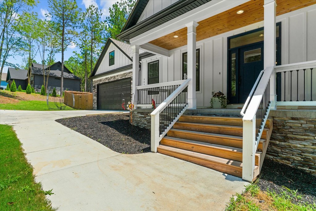 305 Haig Mill Lake Rd