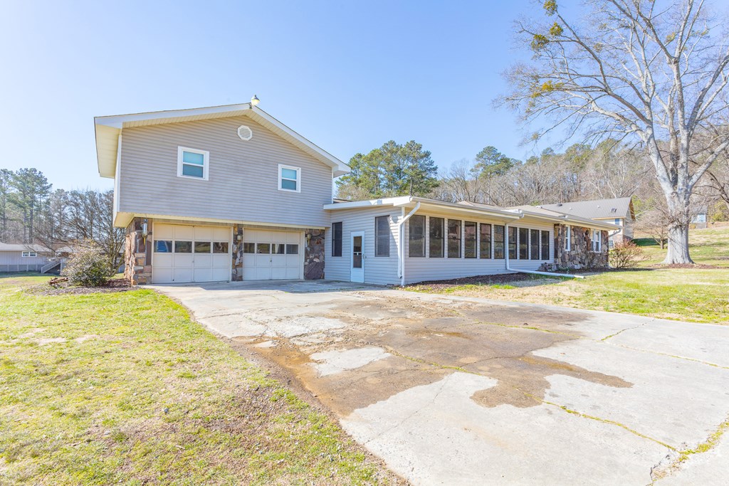 170 Round Knob Road