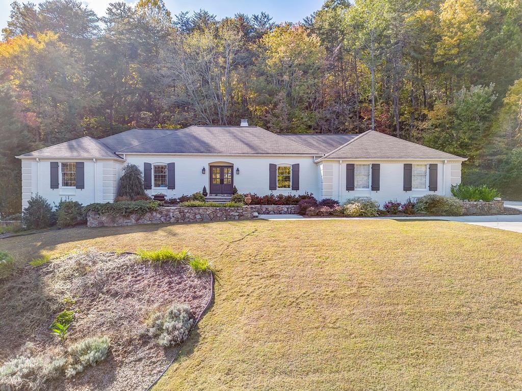 Photo 1 of 76 — 2305 Ravine Way, DALTON, GA 30720