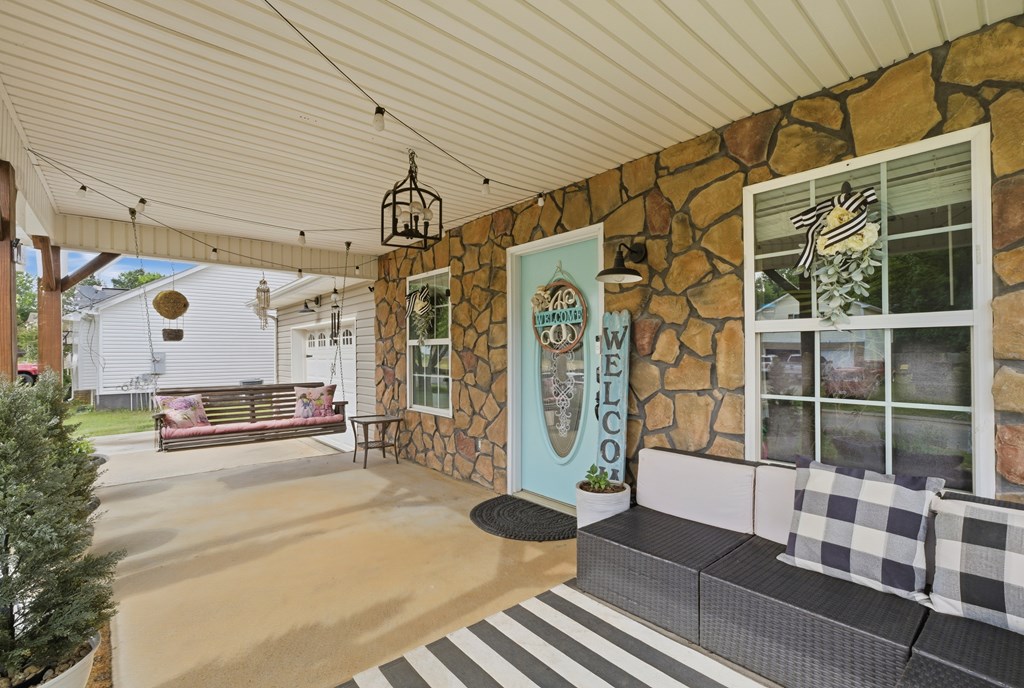 122 Lyndsey Drive