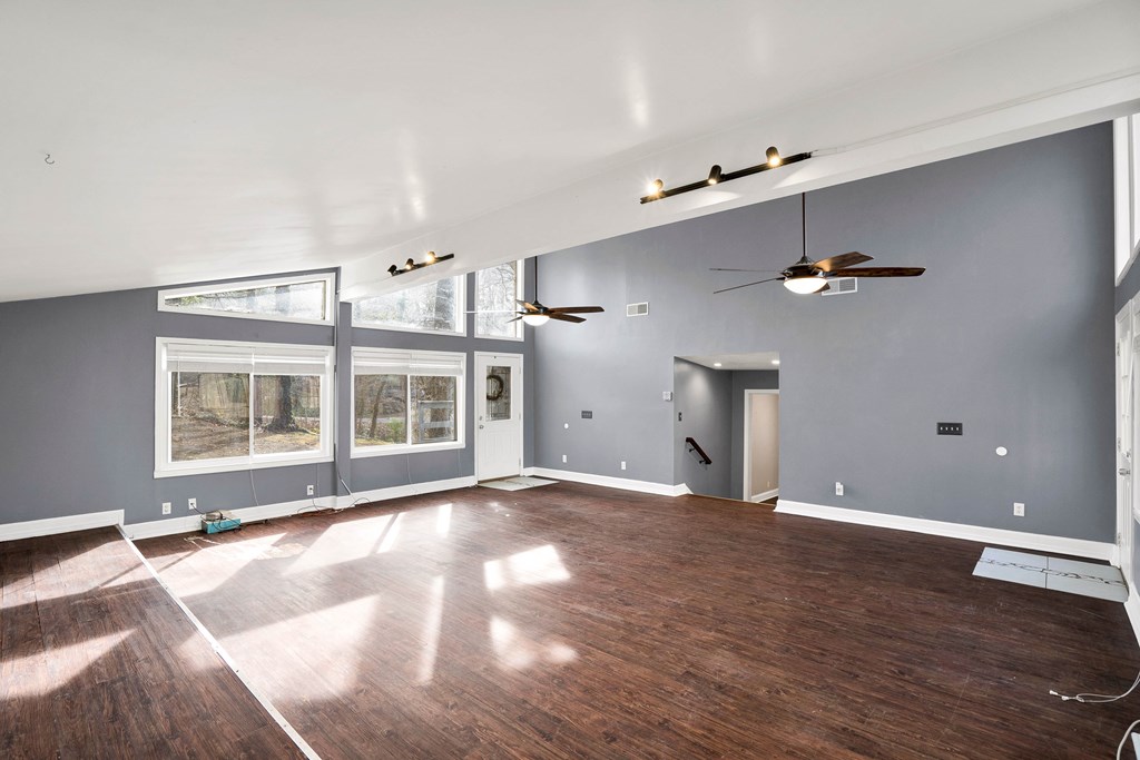 315 E Randall Road