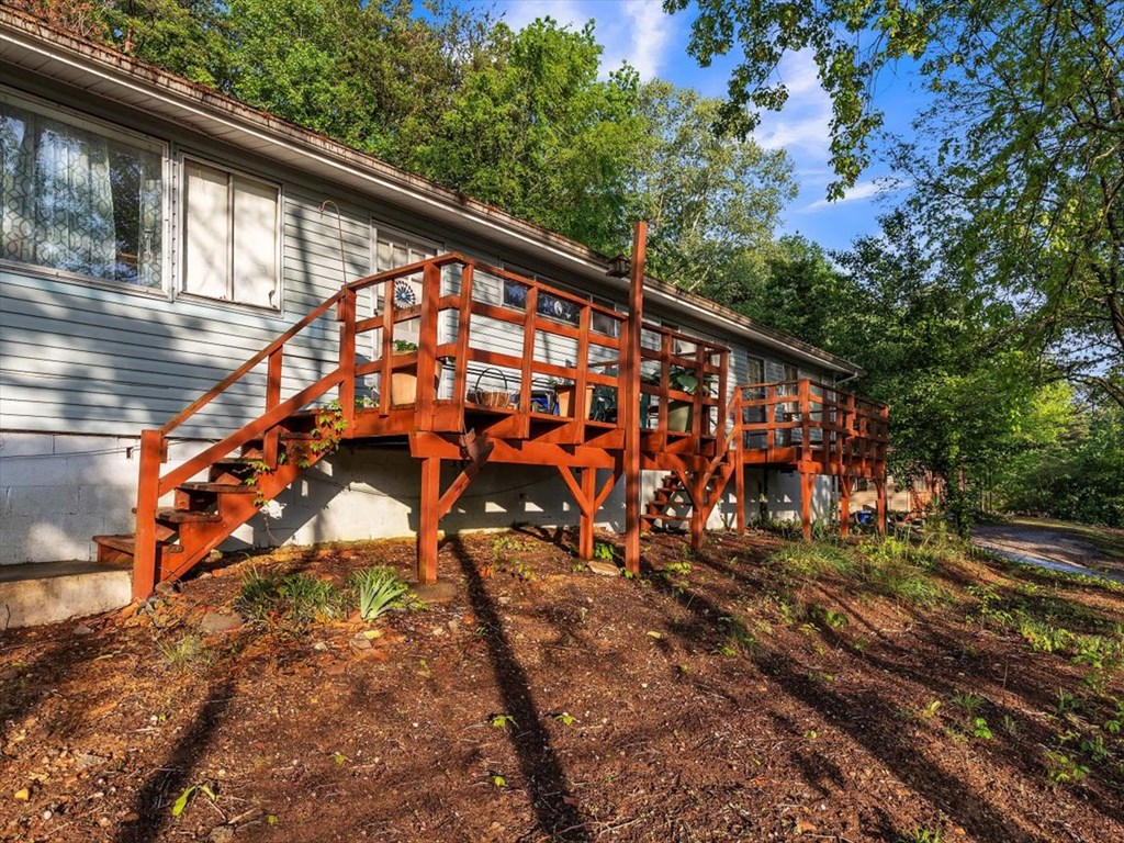1735 Westside Circle